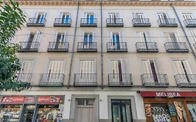 Spacious flat puerta del sol